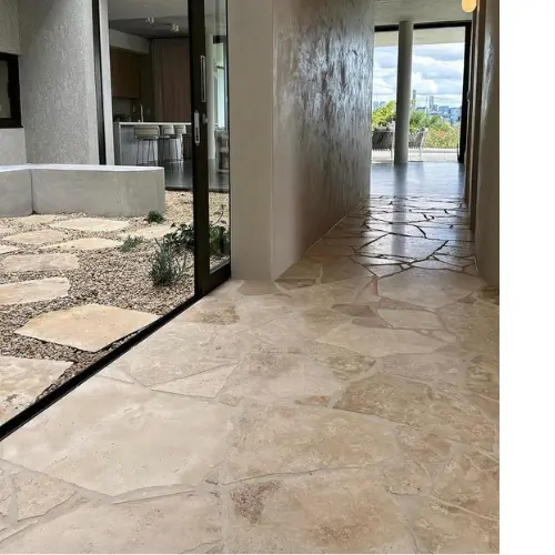 MÁRMORE TRAVERTINO — Minas Rio Pedras